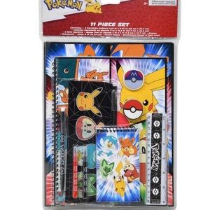 Pokemon 11pc Value set in bag with header